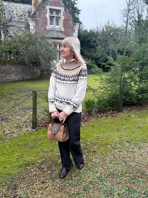 17 Wool Outfits for Women Over 50 That Are Warm Without Being Heavy