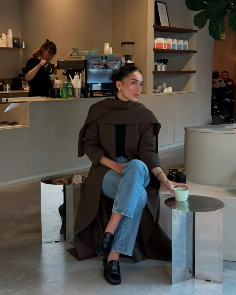 Minimalist But Never Boring: 17+ Effortlessly Chic Winter Outfits That Turn Heads