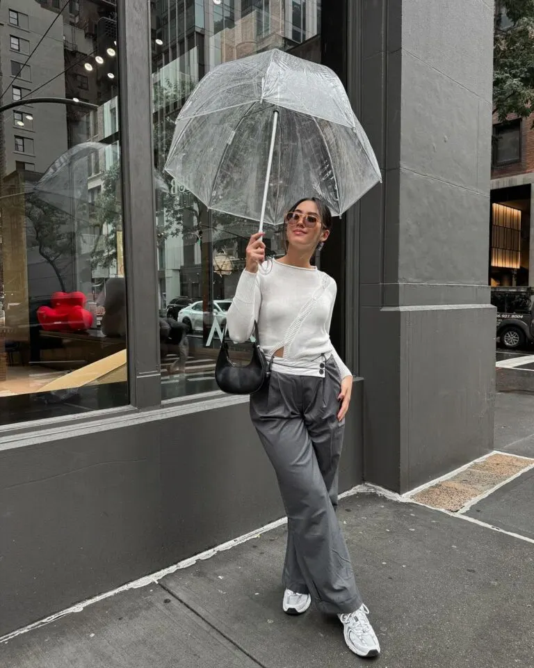Tailored pants with sneakers