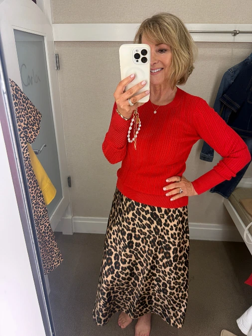 18 Adorably Cute Outfits for Women Over 50 That Prove Age Is Just a Number