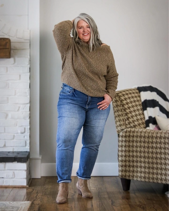 Taupe slouchy knit sweater and straight jeans simple outfit for women over 50