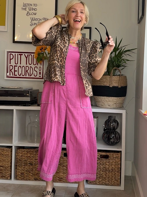 Pink wide-leg jumpsuit with leopard jacket simple outfit for women over 50
