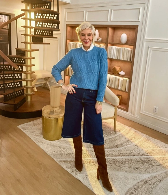 Blue cable knit cropped denim and brown boots fall outfit