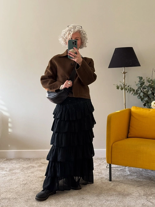Brown jacket and tiered black skirt fall outfit