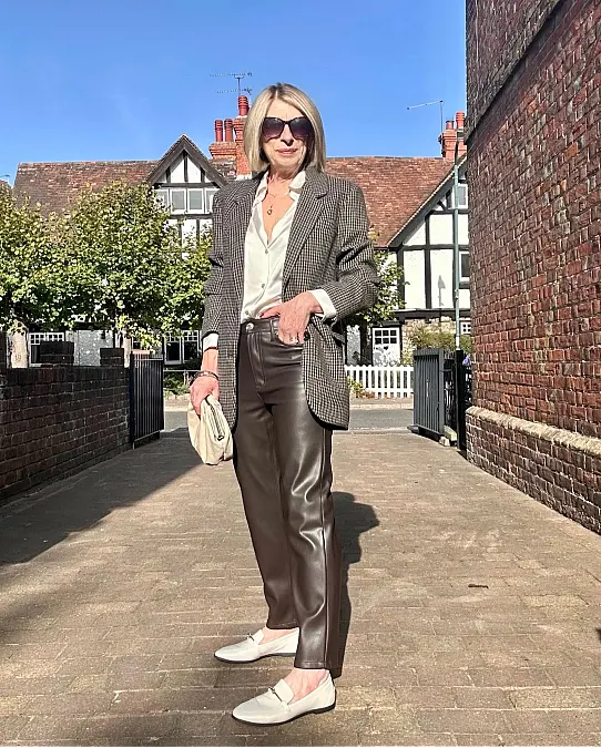 Checked blazer and brown leather trousers fall outfit