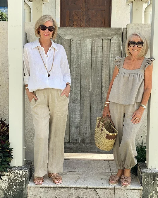 Relaxed linen outfit for women over 50